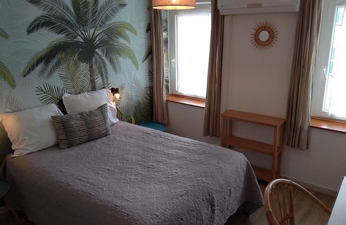Pierrefeu-du-Var Hotel | Logis Hôtel La Clé des Songes