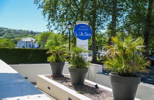 Cambo-les-Bains Hotel | Logis Hôtel & Restaurant La Villa Bleue