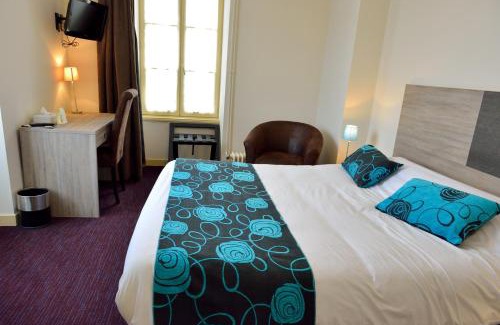 Celles-sur-Belle Hotel | Logis Hostellerie de l'Abbaye