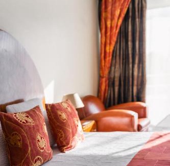 Sainte-Anne-d'Auray Hotel | Logis L'Auberge - Maison Glenn Anna