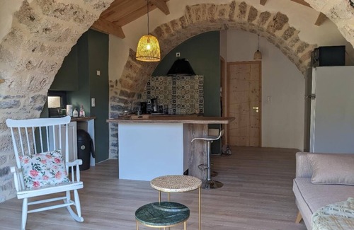 La Cresse House | Logis Maïlou, Pour un Moment Suspendu à 5 Minutes à Pieds de la Rivière !