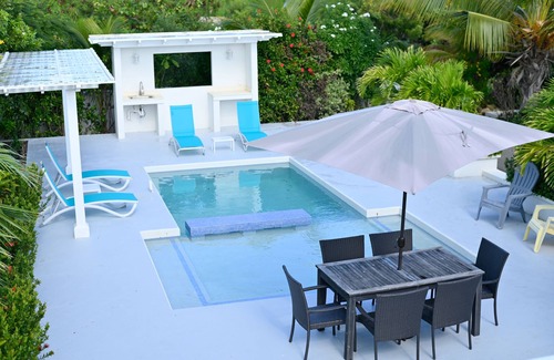 Long Bay House | Lois Estates 2 Bedroom Home, Long Bay, Turks and Caicos Islands