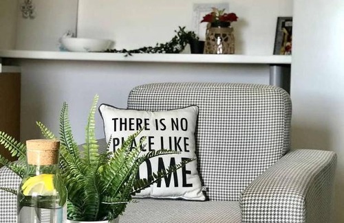 Palilula Apartment | Lola Almost Home