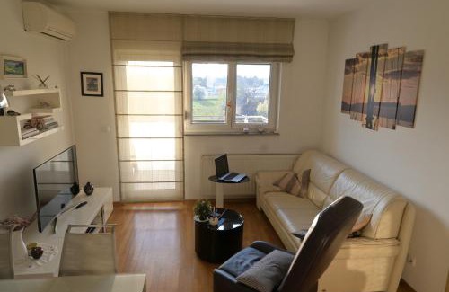 Novi Zagreb Apartment | Lola suite