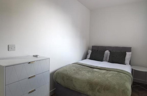Restalrig Apartment | Lolo Properties