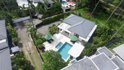 Senggigi Villa | Lombok from your Private Villa Sepuluh