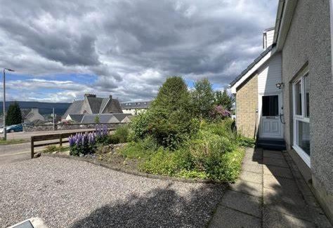 Fort William City Centre House | Lomond Villa