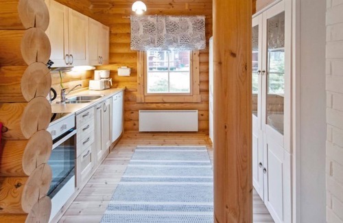 Akaslompolo House | Lompakko by Interhome