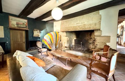 Carnac House | Longère d’époque au coeur d’un domaine