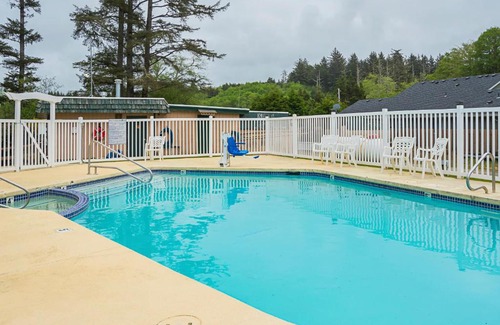 Seaview Resort | Long Beach Camping Resort Studio Cabin 5