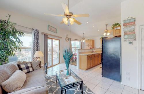 Port Isabel House | Long Island Village Unit 831