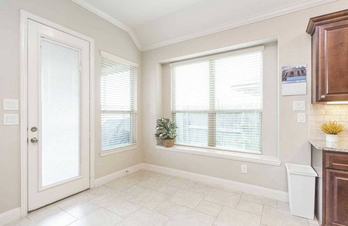 Cypress House | Long stay Special｜Large Fenced Backyard #41228