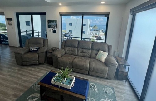 Caye Caulker Condo | Long Term Exquisite Caye Caulker Condo. 3rd Floor With Elevator.