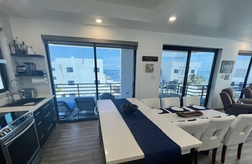 Caye Caulker Condo | Long Term Exquisite Caye Caulker Condo. 3rd Floor With Elevator.