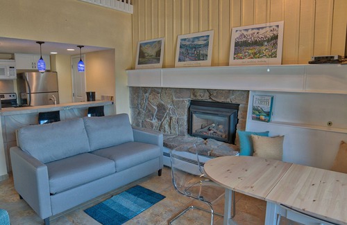 Historic District Condo | Longbranch 309, Lovely 2BR Condo, 2 Blocks from Main St