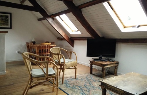 Ploerdut Cottage | longere 5 people with indoor heated swimming pool