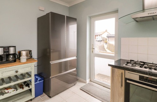 Downderry House | LOOE ISLAND VIEW, pet friendly, with a garden in Downderry