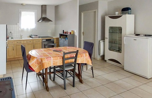 Le Bernard House | Look forward to a relaxing vacation in this beautiful and modern house.