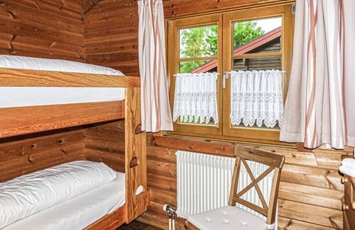 Hayingen House | Look forward to a relaxing vacation in the wooden house in the Lauterdörfle vacation park in the Swa