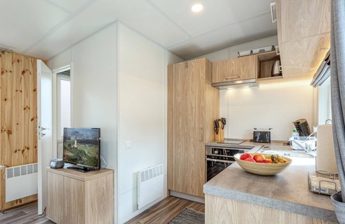Wemding House | Look forward to a vacation close to numerous activities in the real Tiny House at Camping Park Wemdi