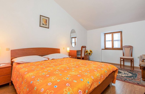 Susnjevica House | Look forward to this beautiful, traditional Istrian house.