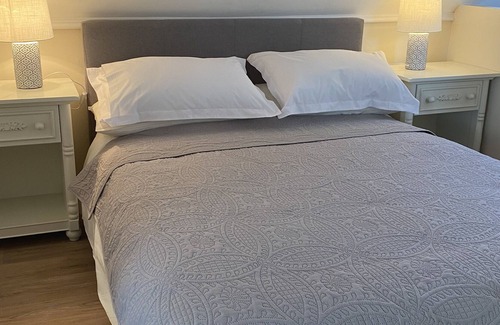 Forest of Dean House | Look No Further! Cosy Ryecourt Barn Getaway in the Chaceley Countryside