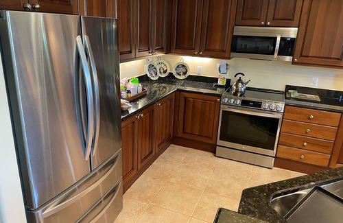 Naples Condo | Look no Further We have all 5 Stars reviews for a reason at Naples Bay Resort