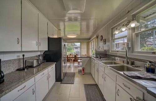 Hilo House | LOOK! Spacious Home in the Heart of Hilo - Bonus Rec Room!