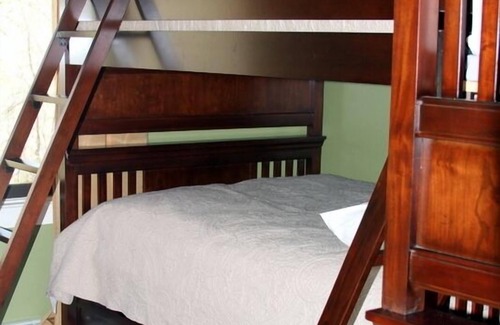 Lincoln House | Loon Mountain Luxury 4 Level Townhouse Over 1,700 Sq. Ft.