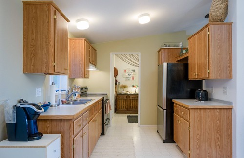 Lopez Island House | Lopez Island, Pebbles on Bayshore #308