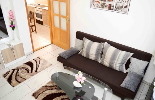 Heviz Apartment | Lorabel Apartment House - Grande Apartment - Near lake of Hévíz