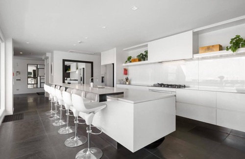 Fernhill Apartment | Lordons Penthouse | Hot Tub, BBQ, Gas Fire, A/C