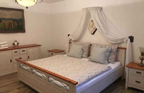 Mikulov House | Lormův dvůr
