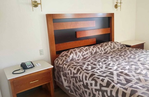 Delicias Hotel | Los Cedros Hotel Inn Delicias