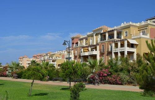 Ayamonte Apartment | LOS CISNES 77 - Two Bedroom Apartment, Sleeps 5