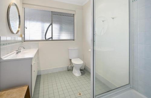 Point Lookout Apartment | Los Nidos Unit 1