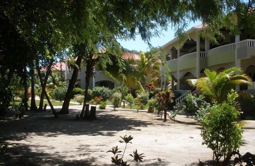Placencia Condo | Los Porticos Villas (Villa 2C) - Condo on the Beach
