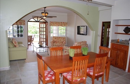 Placencia Condo | Los Porticos Villas (Villa 6C) - Luxurious Beach View Condo