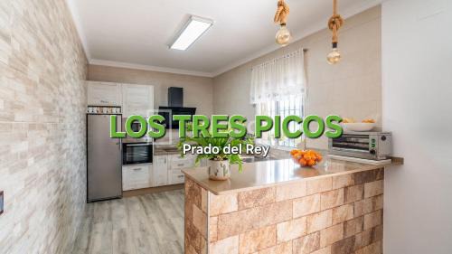 Prado del Rey House | LOS TRES PICOS