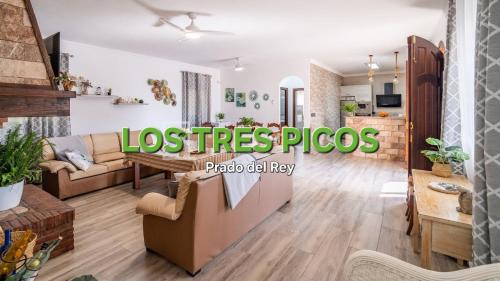 Prado del Rey House | LOS TRES PICOS