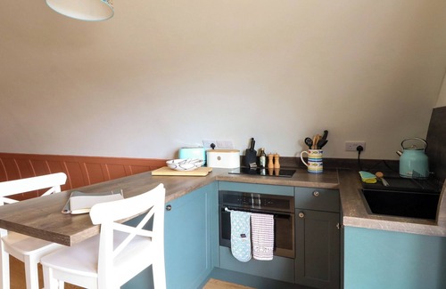 Isle of Luing Cottage | LOSAL, romantic, with a garden in Cullipool, Isle Of Luing