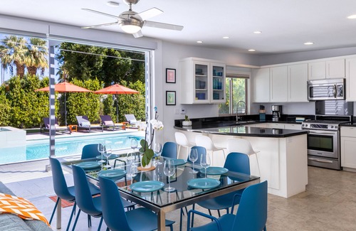 Palm Springs House | Lost Palms Oasis - Remodeled Mid-Mod Pool Home!
