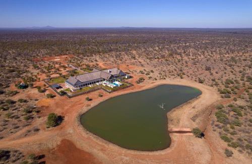 Central Hotel | Lotsane Limpopo Luxury River Lodge