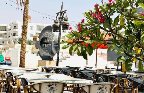 Al Mamsha El Seyahi Apartment | Lotus Elegant Pool View