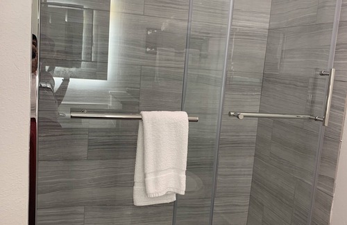 Houston Hotel | Lotus inn