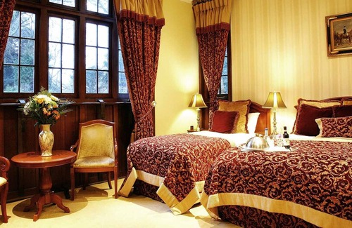 Mohill Hotel | Lough Rynn Castle