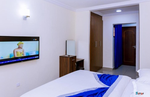 Bonapriso Apartment | LOUMIA PREMIUM BONAPRISO