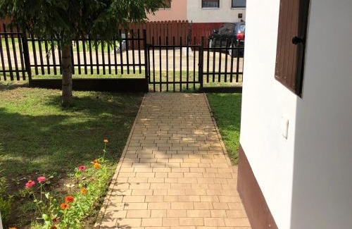 Tiszafured Apartment | Lovas Vendégház
