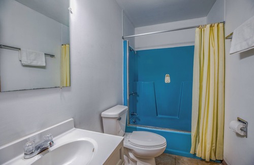 Tomahawk Hotel | Love Hotels Tomahawk by OYO at Lake Mohawksin WI