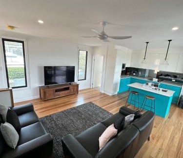 South West Rocks House | Loveday on Landsborough